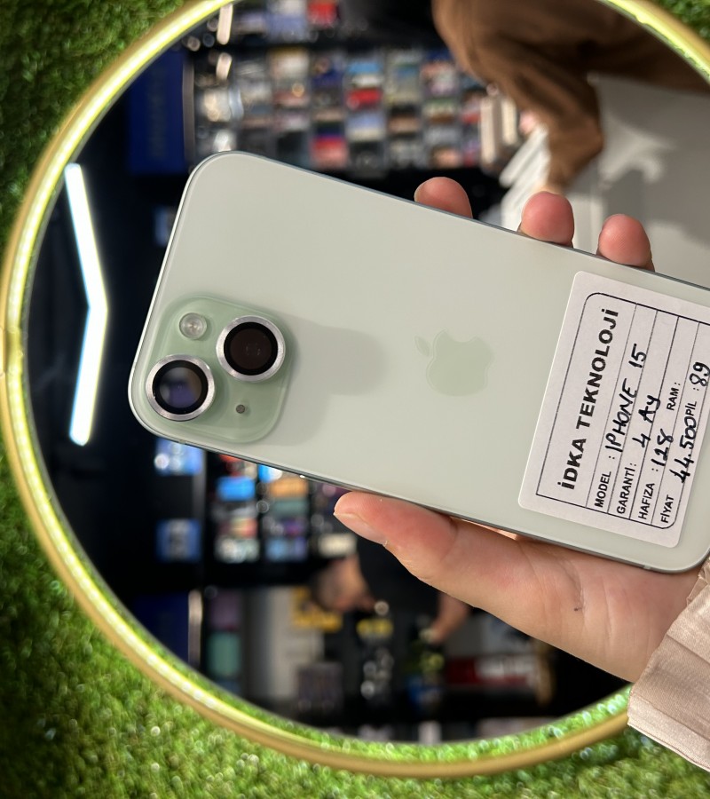 Apple iPhone 15