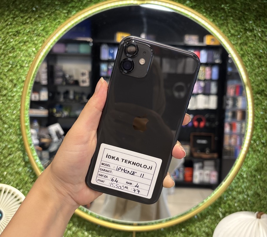 Apple iPhone 11
