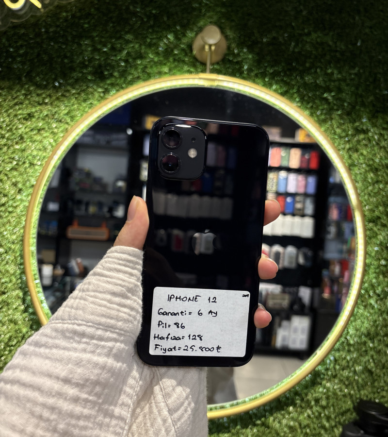 Apple iPhone 12
